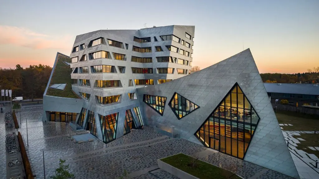 Leuphana University of Luneburg