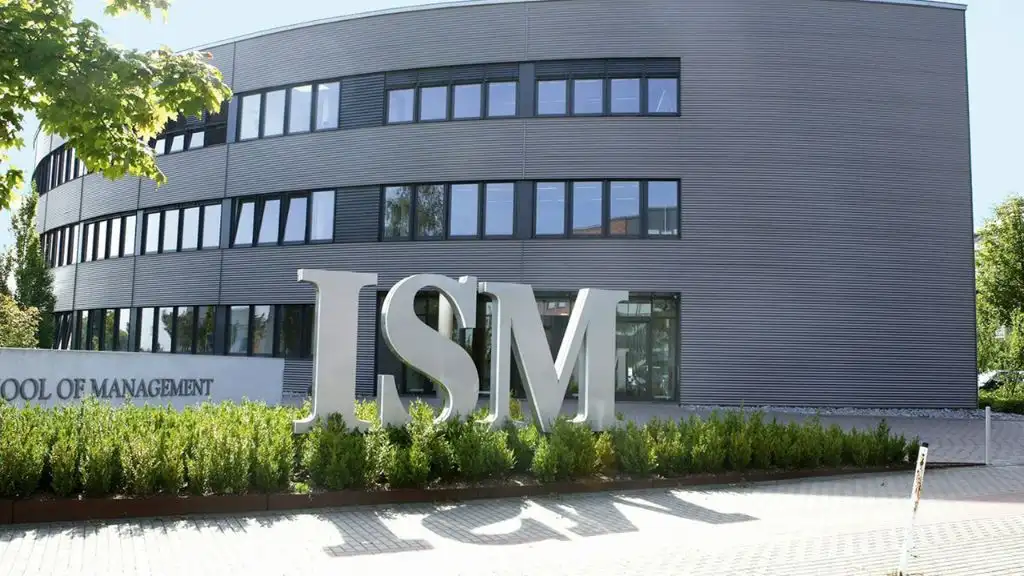 International School of Management