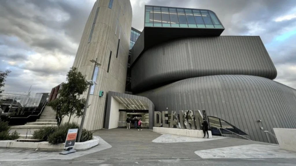 Deakin College, Australia
