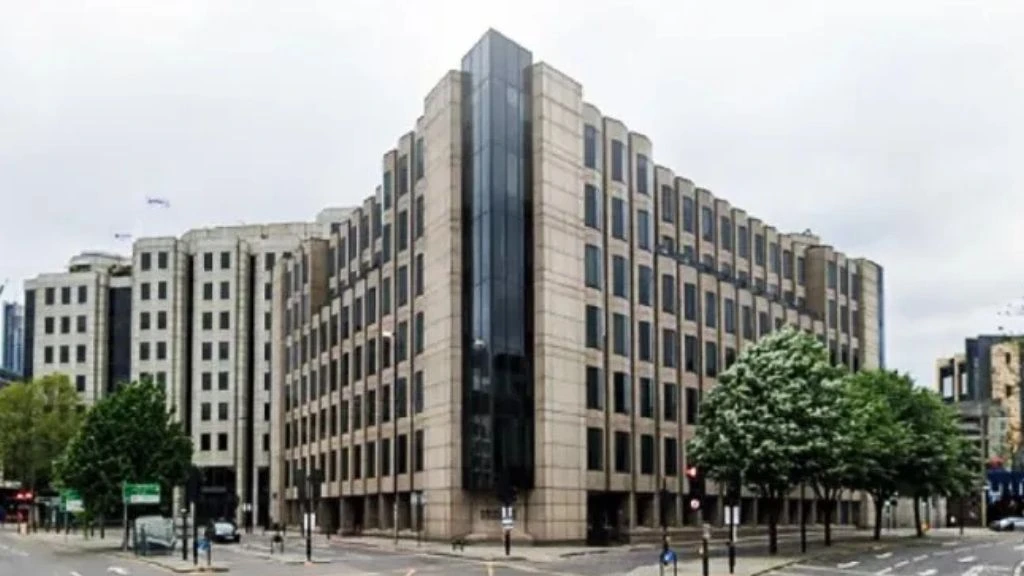 London School Of Business And Finance