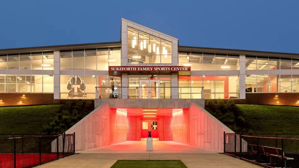 Thomas College