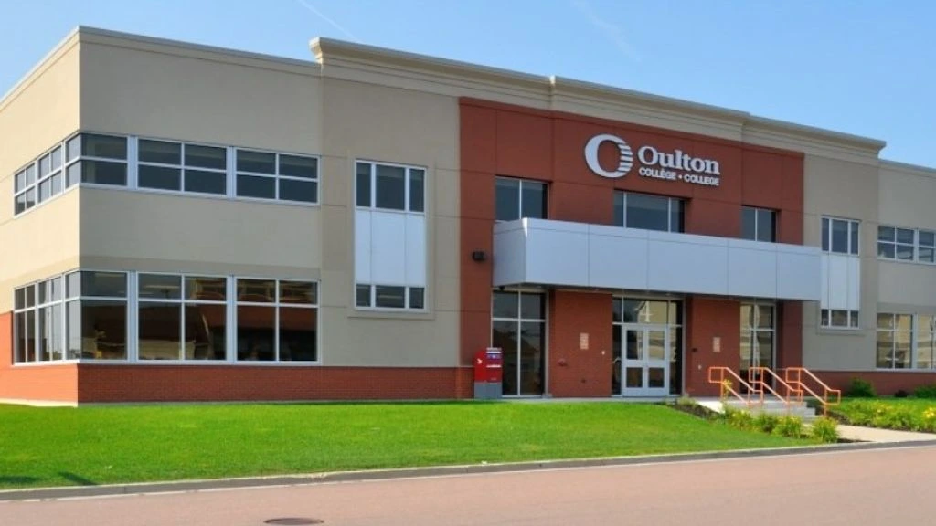 Oulton College