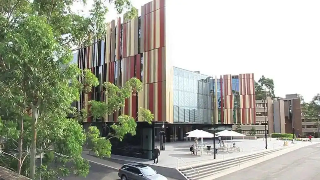 Sydney Institute of Business and Technology