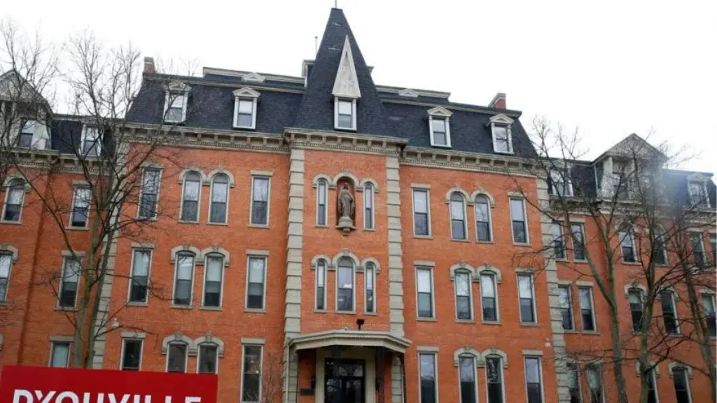 DYouville College